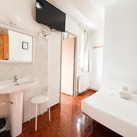 Latic Rooms Alicante Buitenkant foto