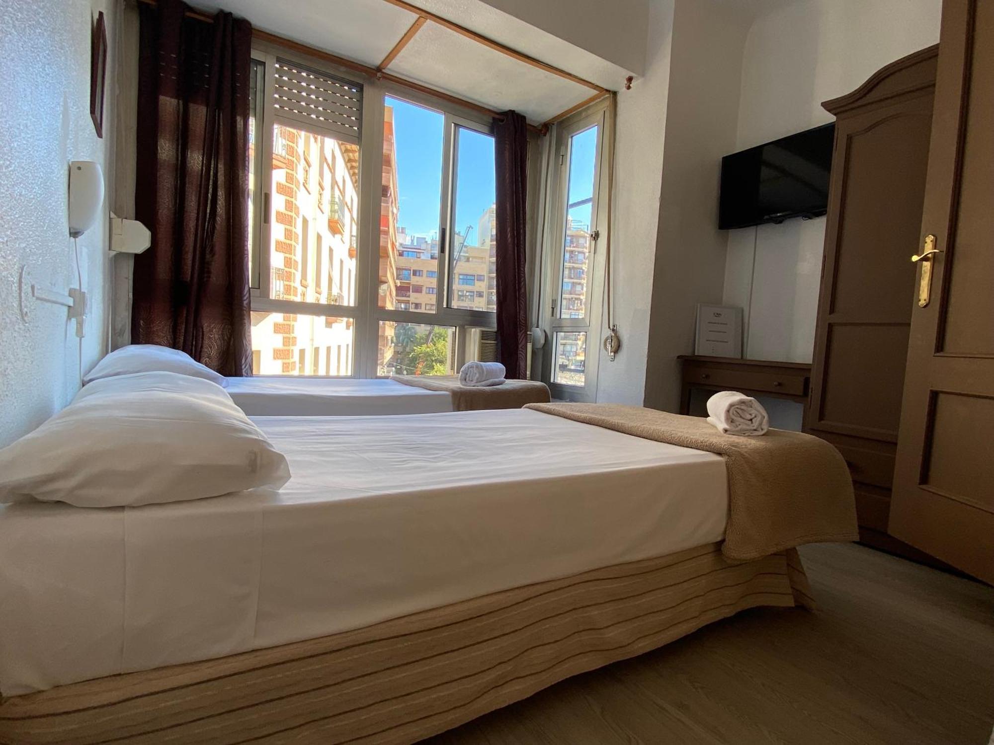 Latic Guest house Alicante